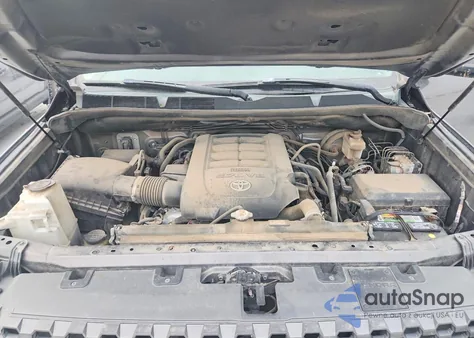 2019 Toyota Tundra Crewmax Sr5 z USA, uszkodzony, nr VIN 5TFDY5F16KX851933